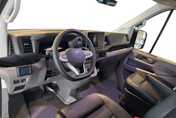 valkoinen Volkswagen Crafter 2026 kuva 22.