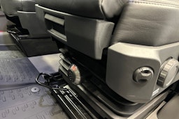 musta Volkswagen Crafter 2026 kuva 20.