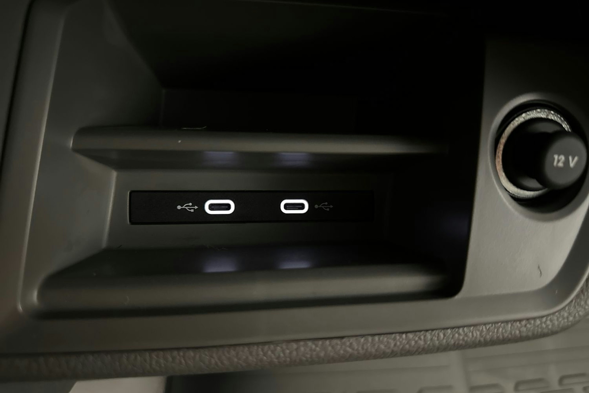 musta Volkswagen Crafter 2026 kuva 31.