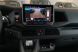 musta Volkswagen Crafter 2026 kuva 18.