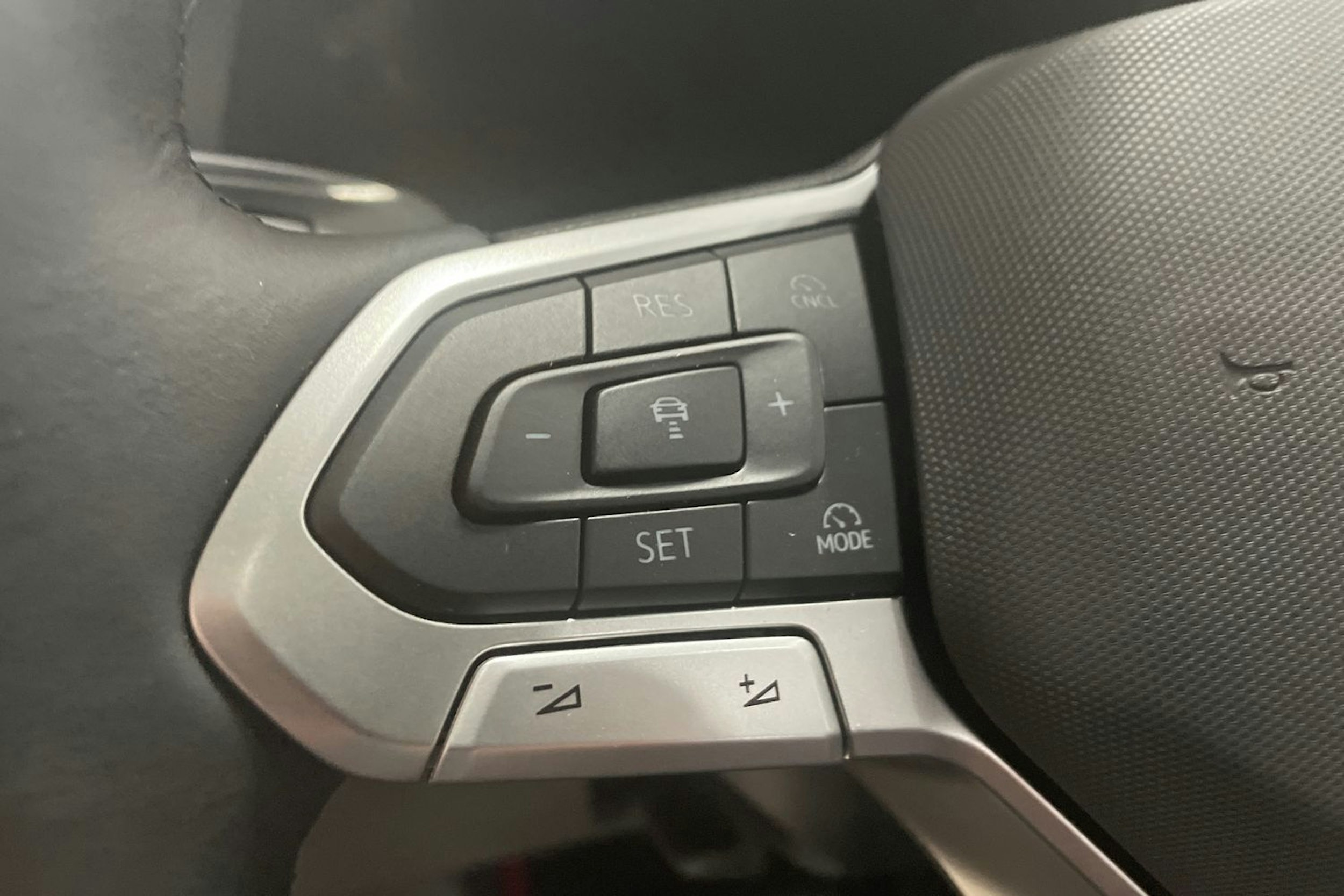 musta Volkswagen Crafter 2026 kuva 14.