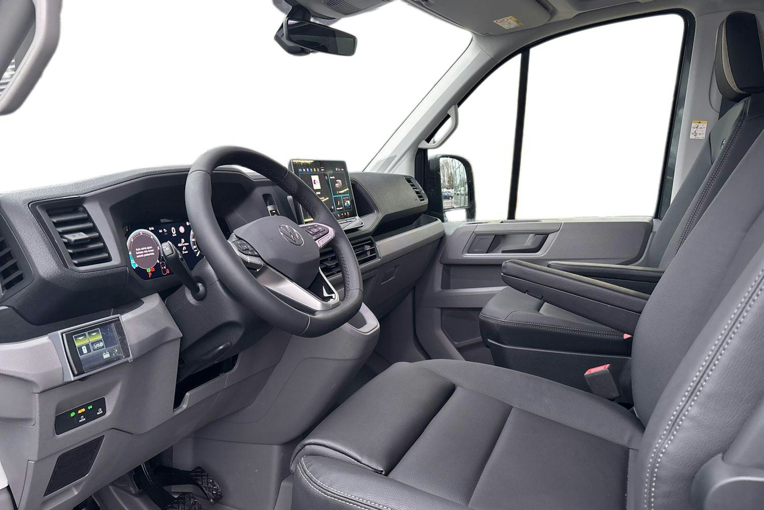 met. harmaa Volkswagen Crafter 2026 kuva 8.