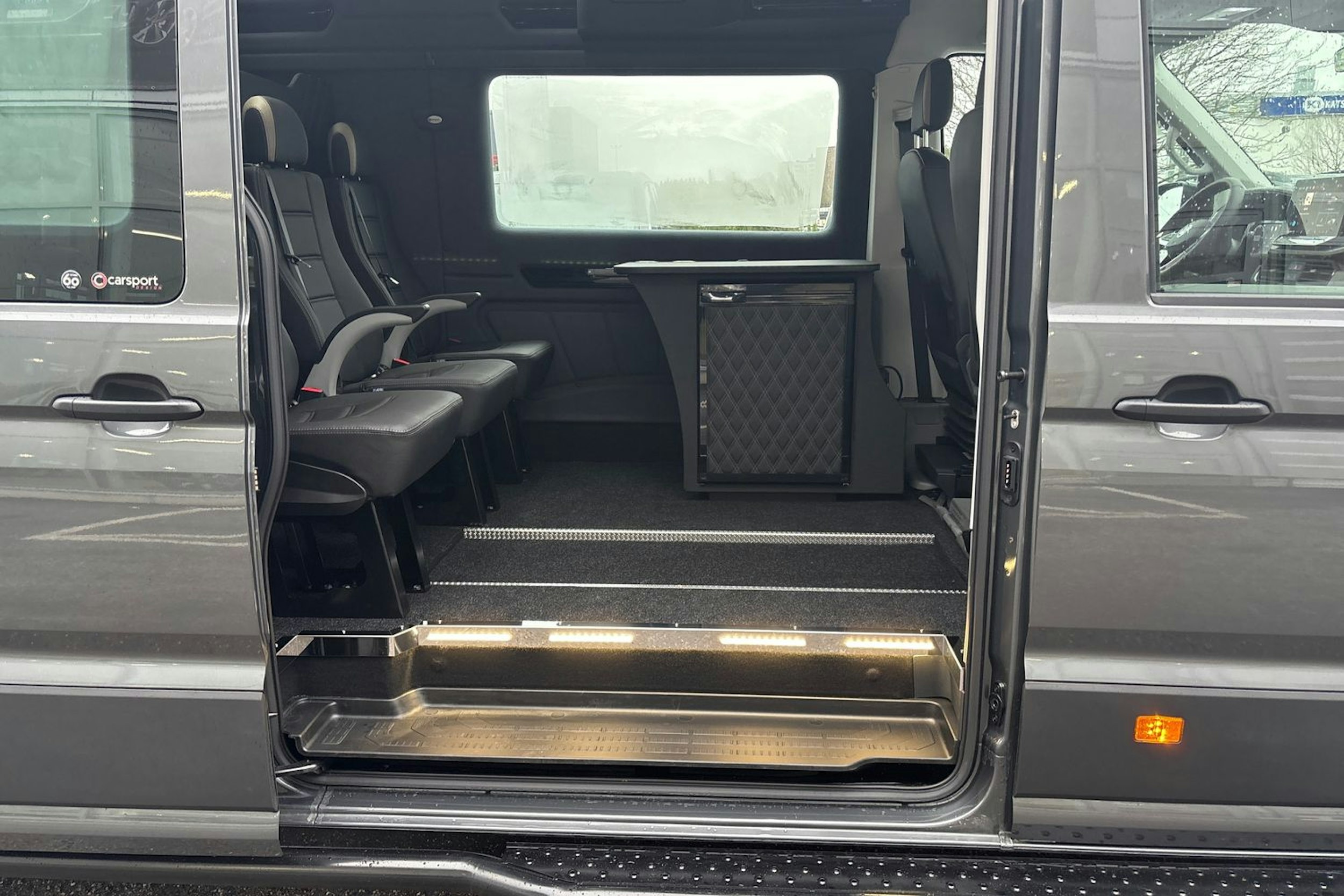 met. harmaa Volkswagen Crafter 2026 kuva 13.