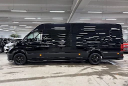 met. musta Volkswagen Crafter 2026 kuva 5.