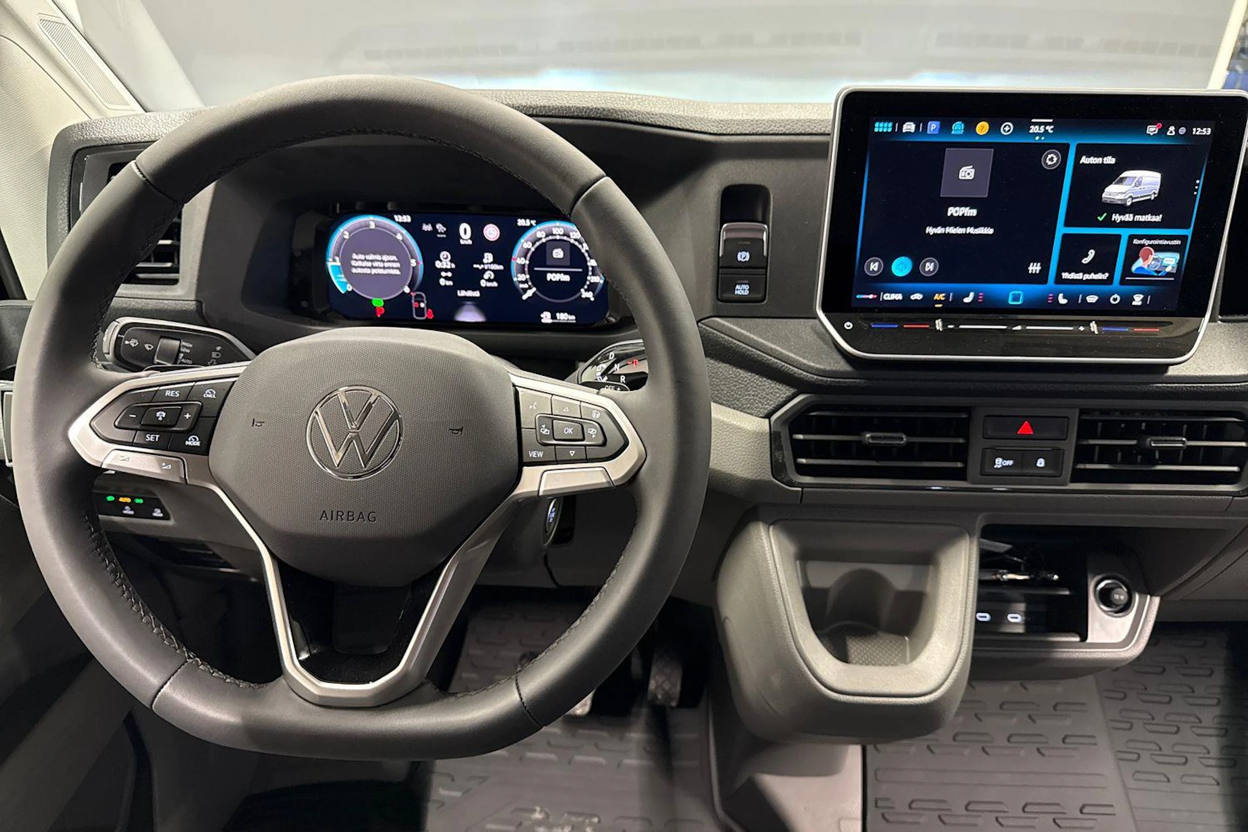 met. musta Volkswagen Crafter 2026 kuva 7.