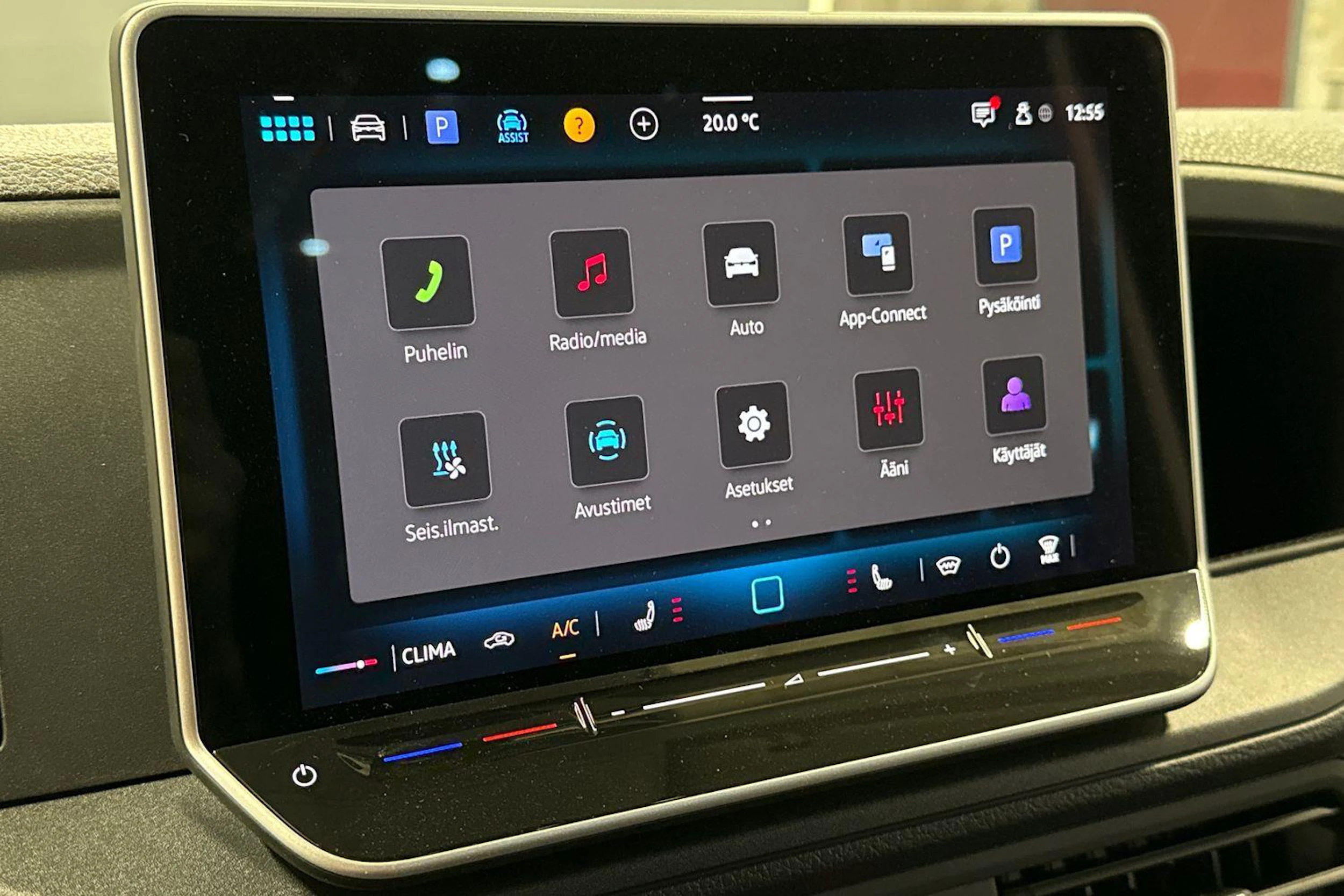 met. musta Volkswagen Crafter 2026 kuva 19.