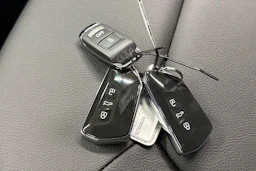 met. musta Volkswagen Crafter 2026 kuva 25.