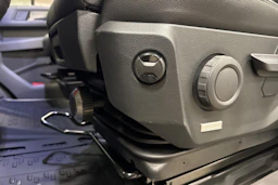 met. musta Volkswagen Crafter 2026 kuva 27.