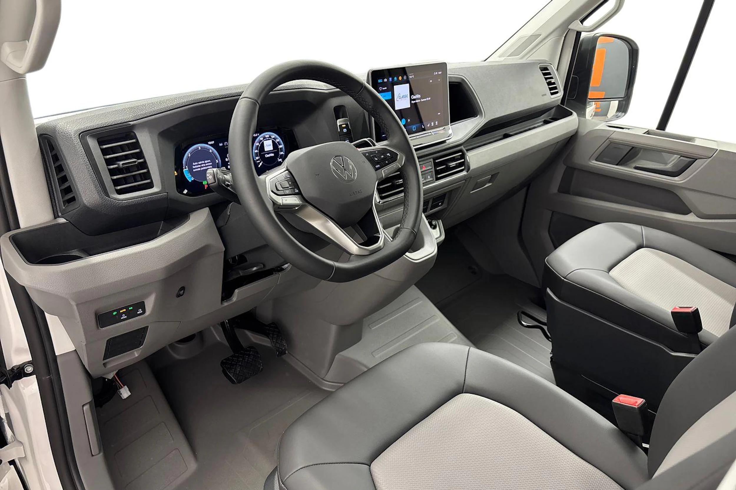 valkoinen Volkswagen Crafter 2026 kuva 8.