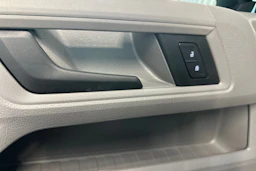 valkoinen Volkswagen Crafter 2026 kuva 13.