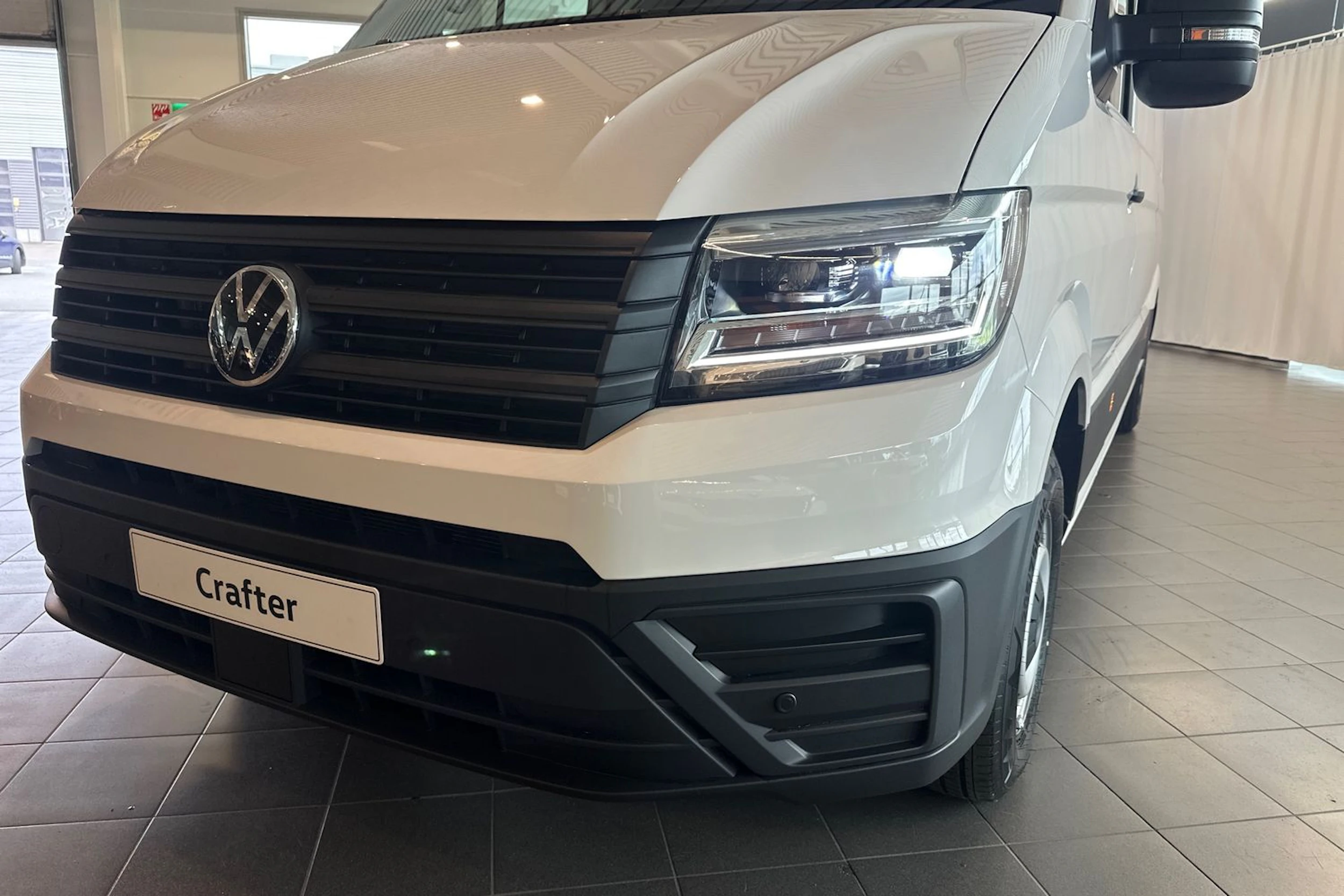 valkoinen Volkswagen Crafter 2026 kuva 31.