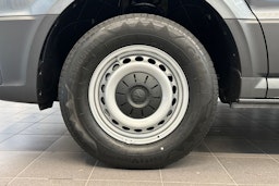 harmaa Volkswagen Crafter 2026 kuva 11.