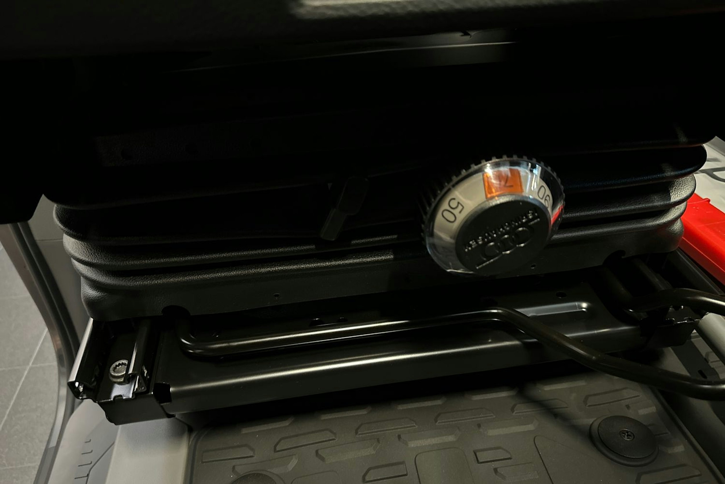 harmaa Volkswagen Crafter 2026 kuva 16.