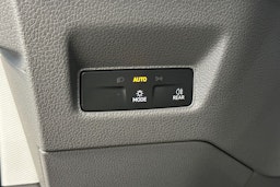 harmaa Volkswagen Crafter 2026 kuva 20.