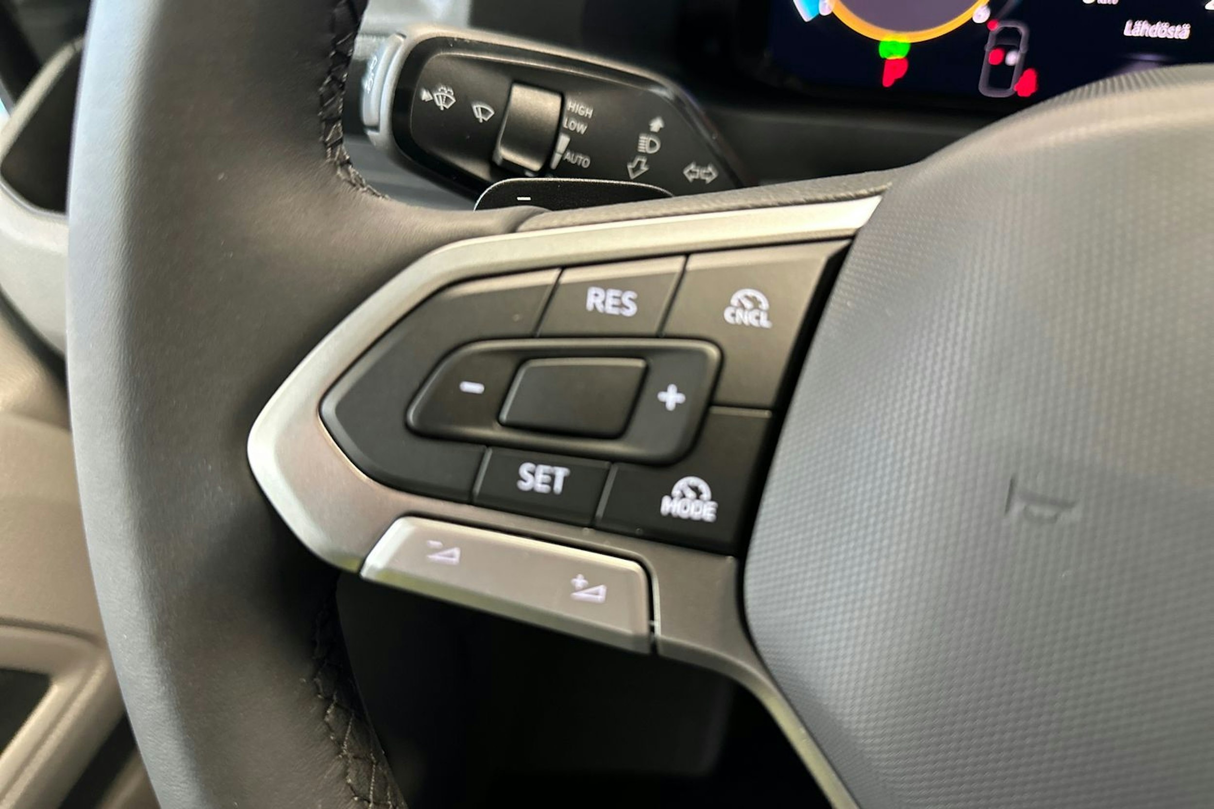 harmaa Volkswagen Crafter 2026 kuva 21.