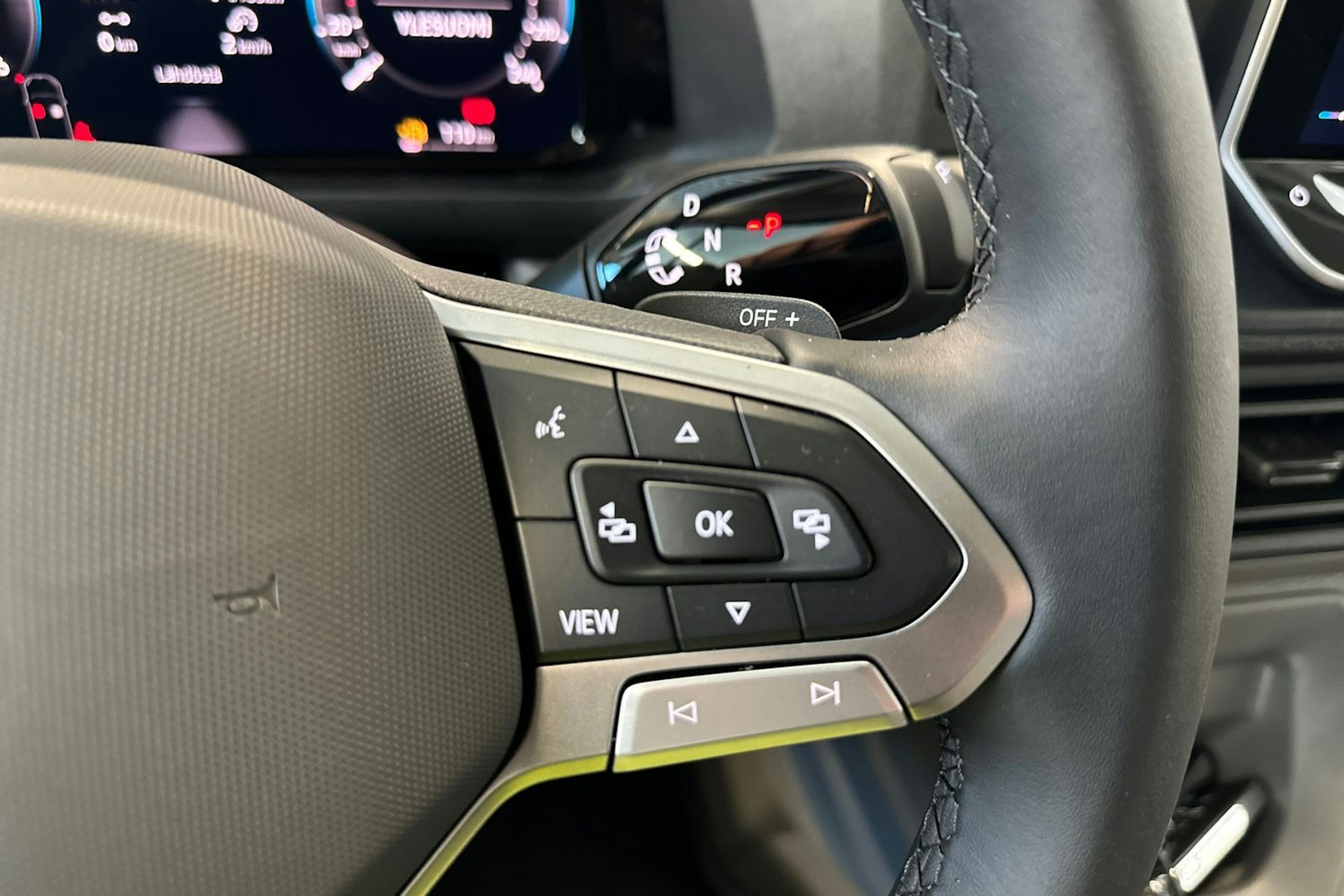 harmaa Volkswagen Crafter 2026 kuva 22.