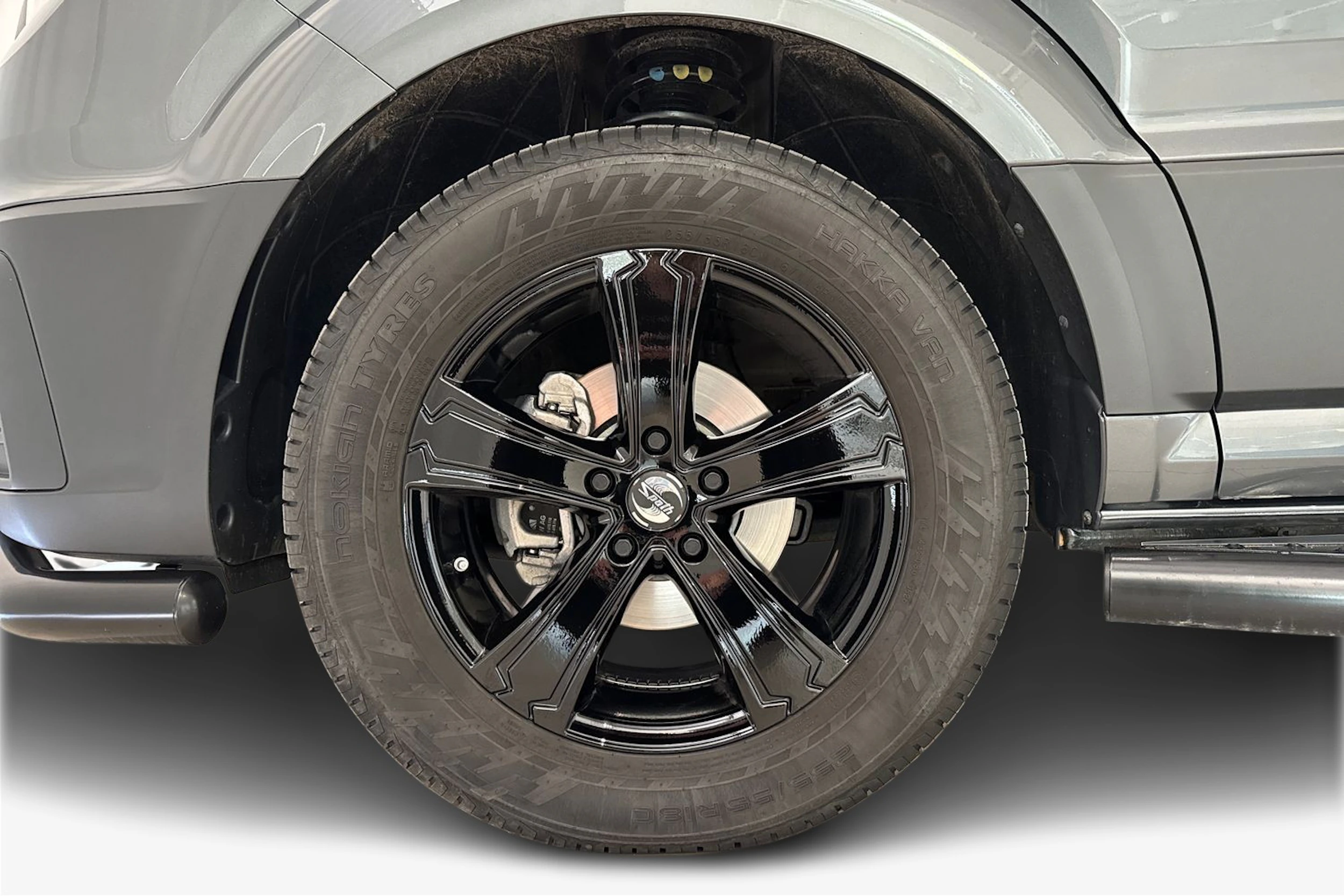 met. harmaa Volkswagen Crafter 2026 kuva 11.