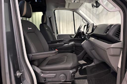 met. harmaa Volkswagen Crafter 2026 kuva 21.