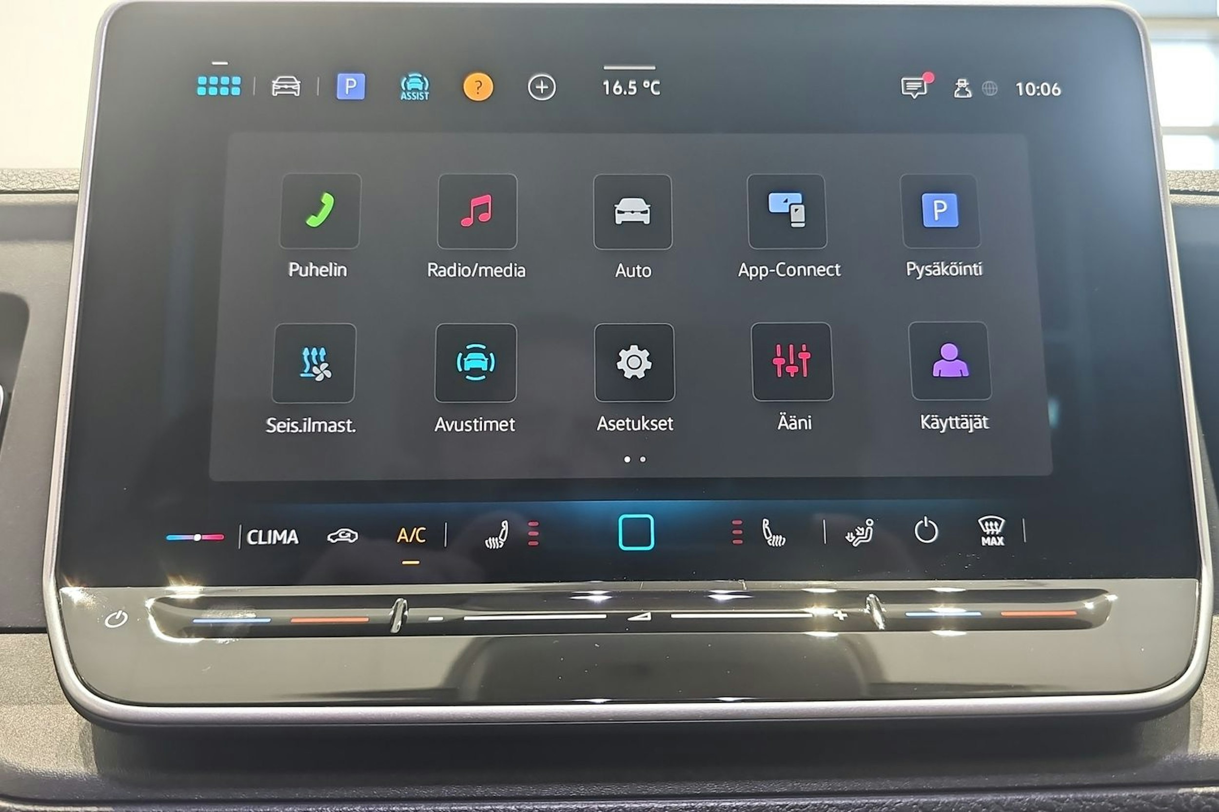 valkoinen Volkswagen Crafter 2026 kuva 14.