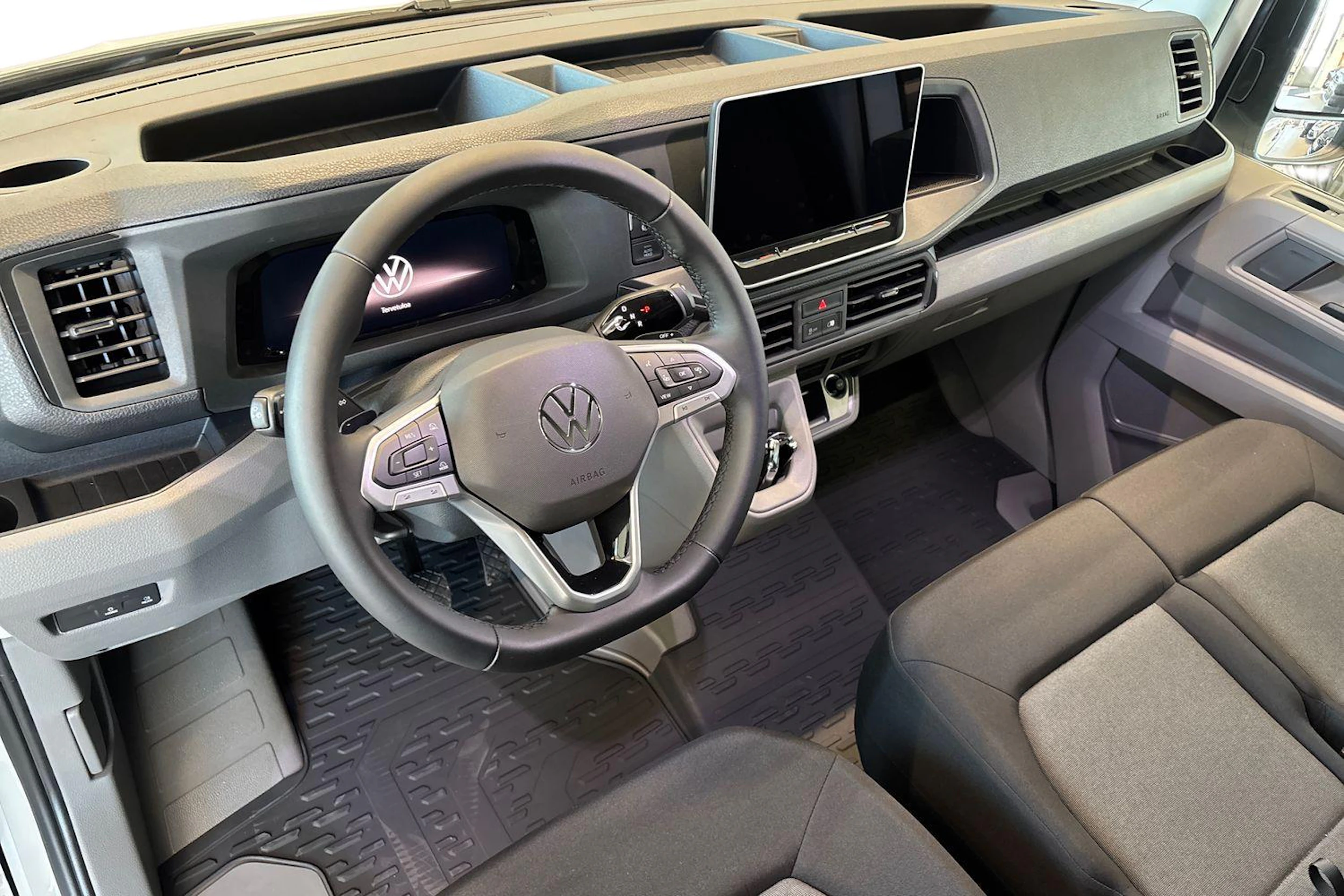 valkoinen Volkswagen Crafter 2026 kuva 8.