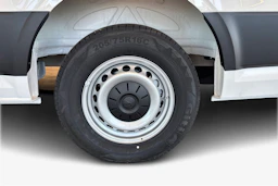 valkoinen Volkswagen Crafter 2026 kuva 12.