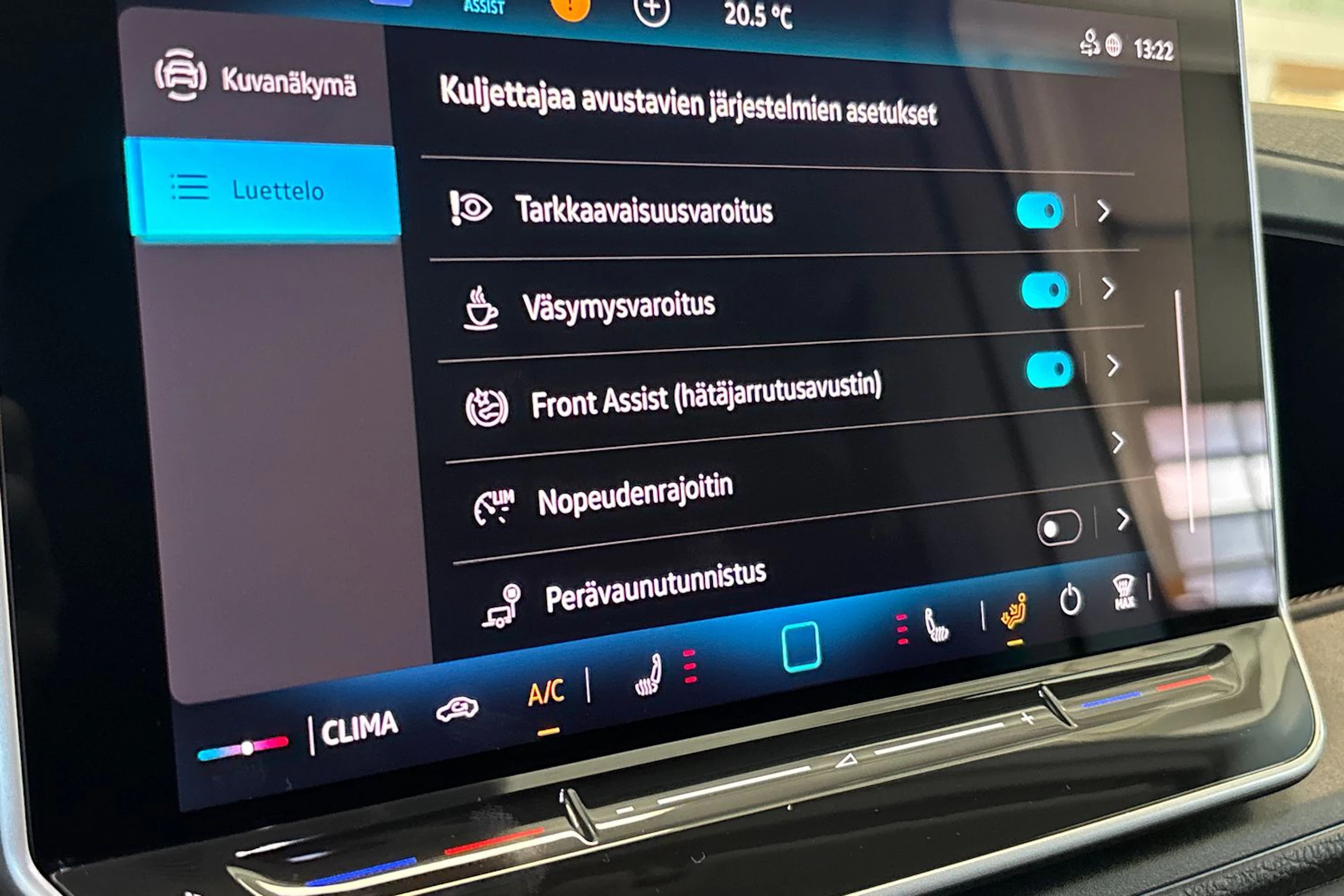 valkoinen Volkswagen Crafter 2026 kuva 27.