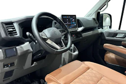 met. musta Volkswagen Crafter 2026 kuva 8.