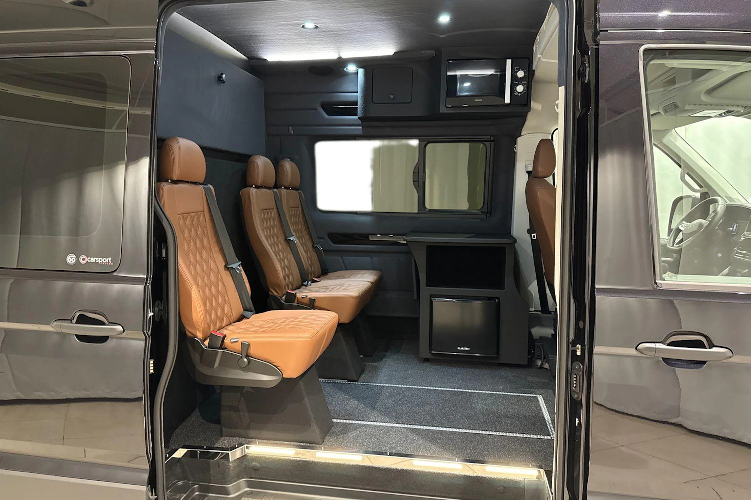 met. musta Volkswagen Crafter 2026 kuva 11.