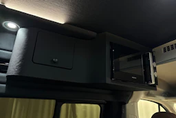 met. musta Volkswagen Crafter 2026 kuva 17.