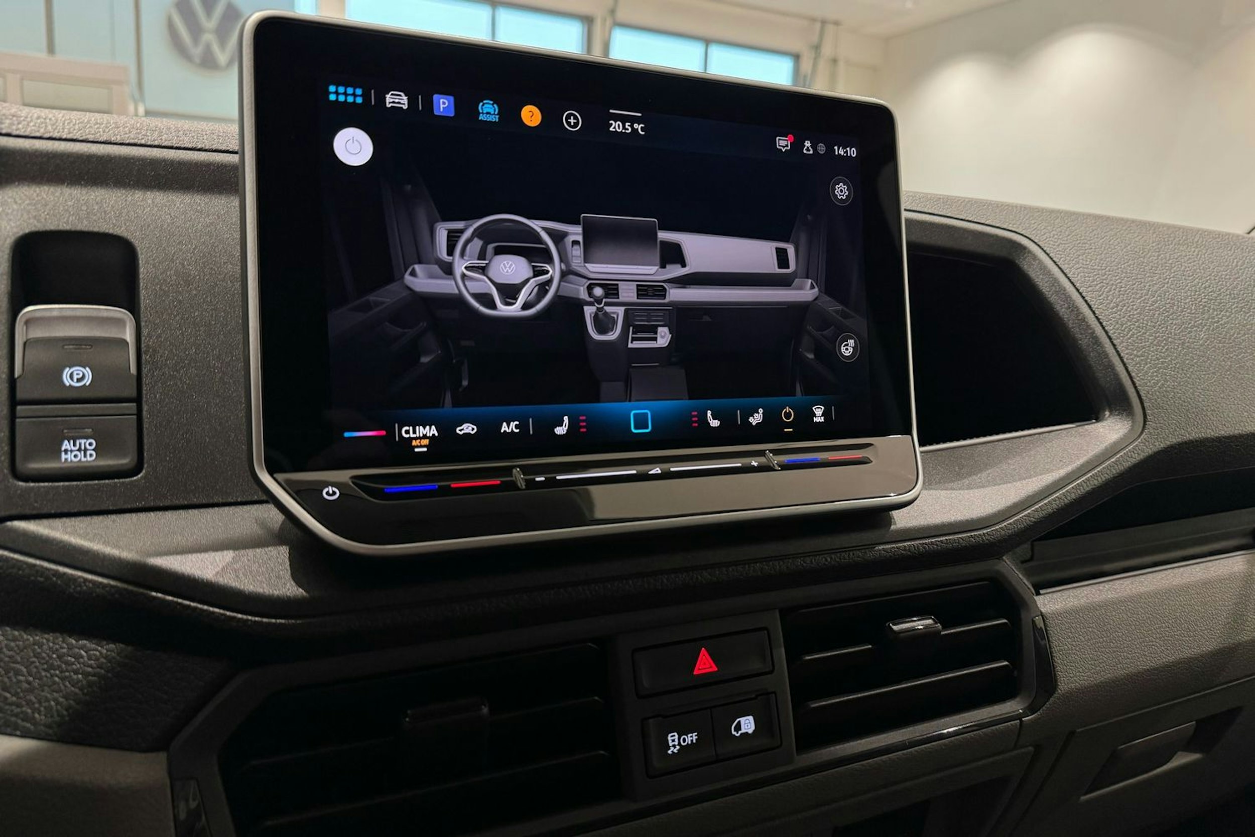 met. harmaa Volkswagen Crafter 2026 kuva 21.