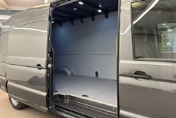 met. harmaa Volkswagen Crafter 2026 kuva 14.