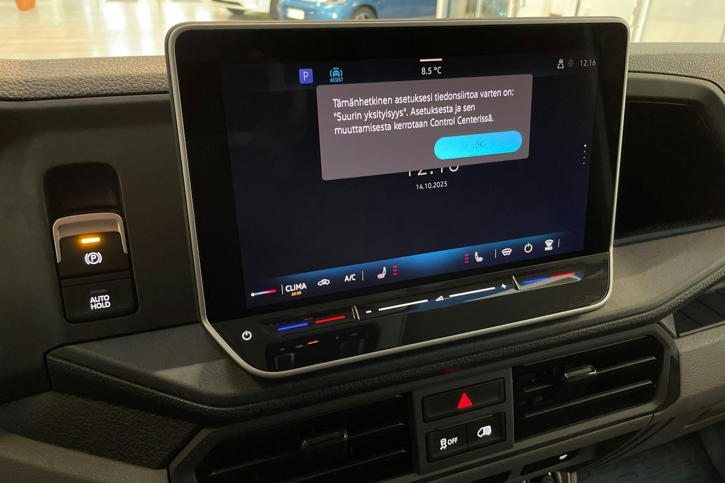harmaa Volkswagen CRAFTER 2026 kuva 15.