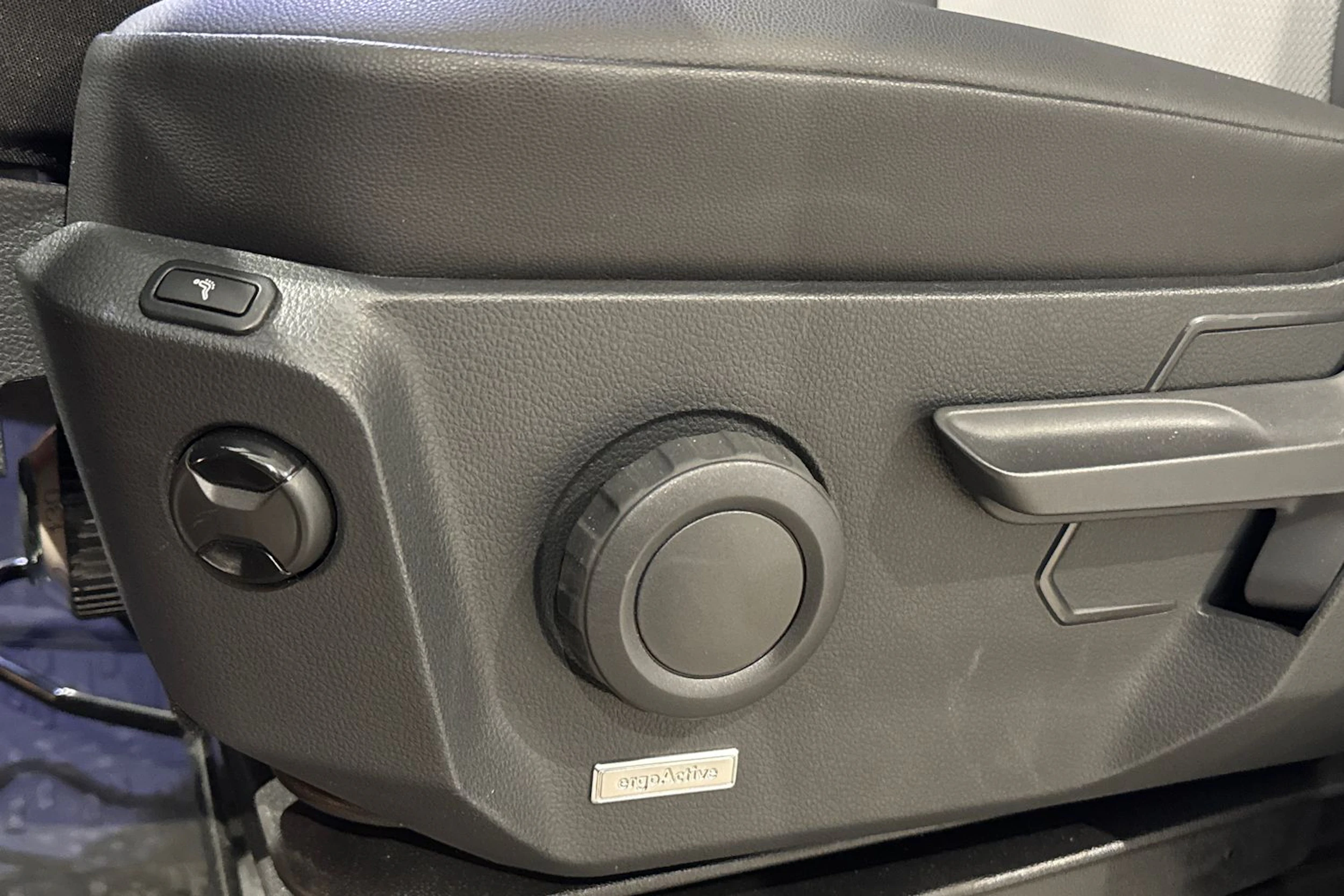 met. musta Volkswagen Crafter 2026 kuva 21.