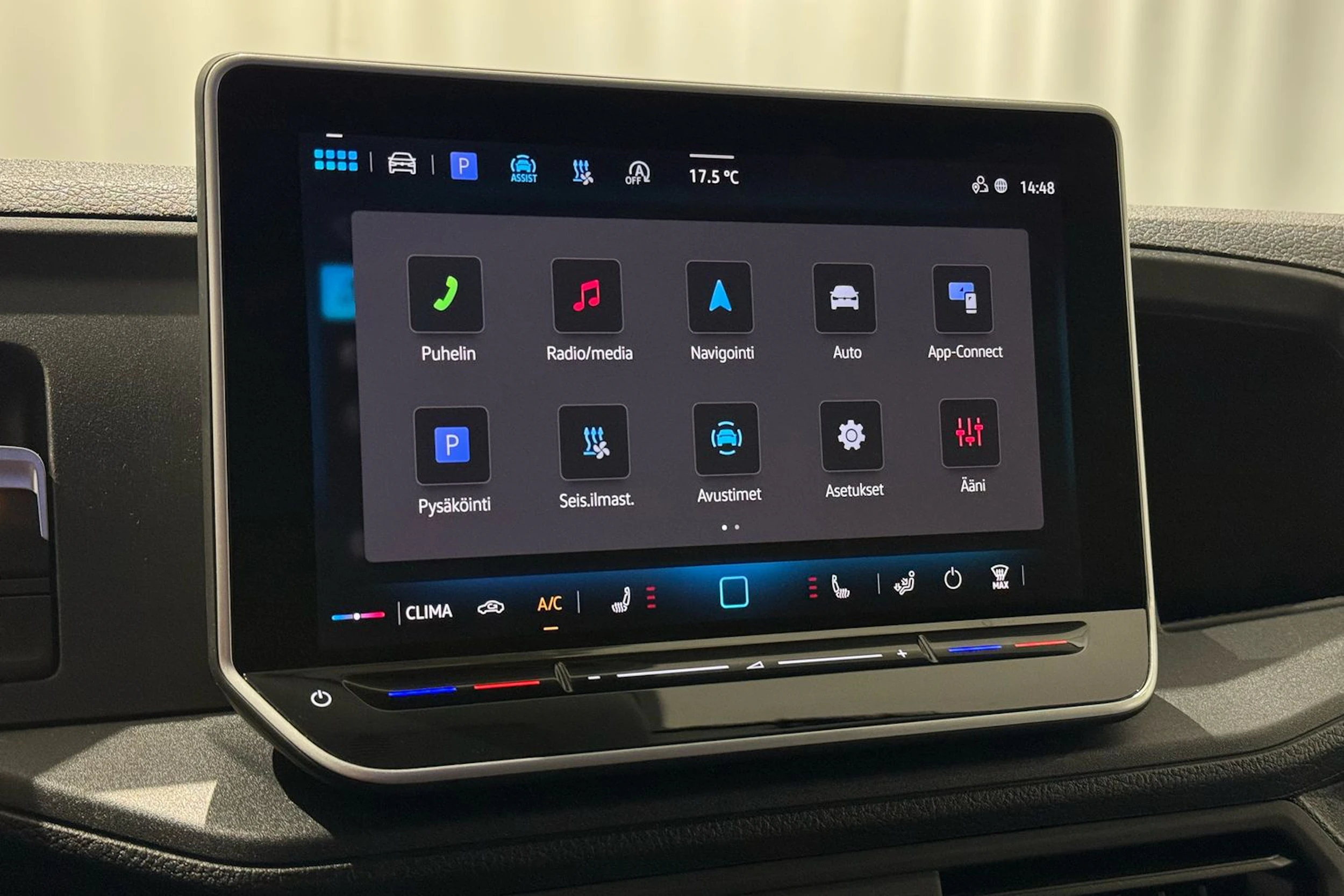 met. musta Volkswagen Crafter 2026 kuva 23.