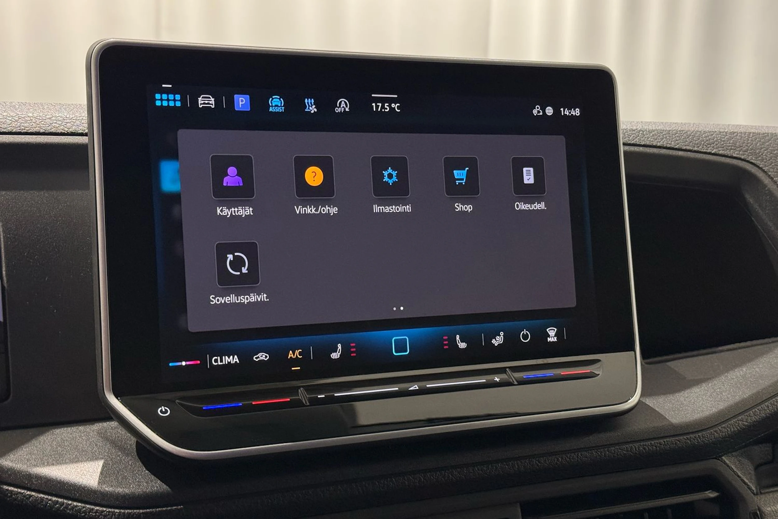 met. musta Volkswagen Crafter 2026 kuva 24.