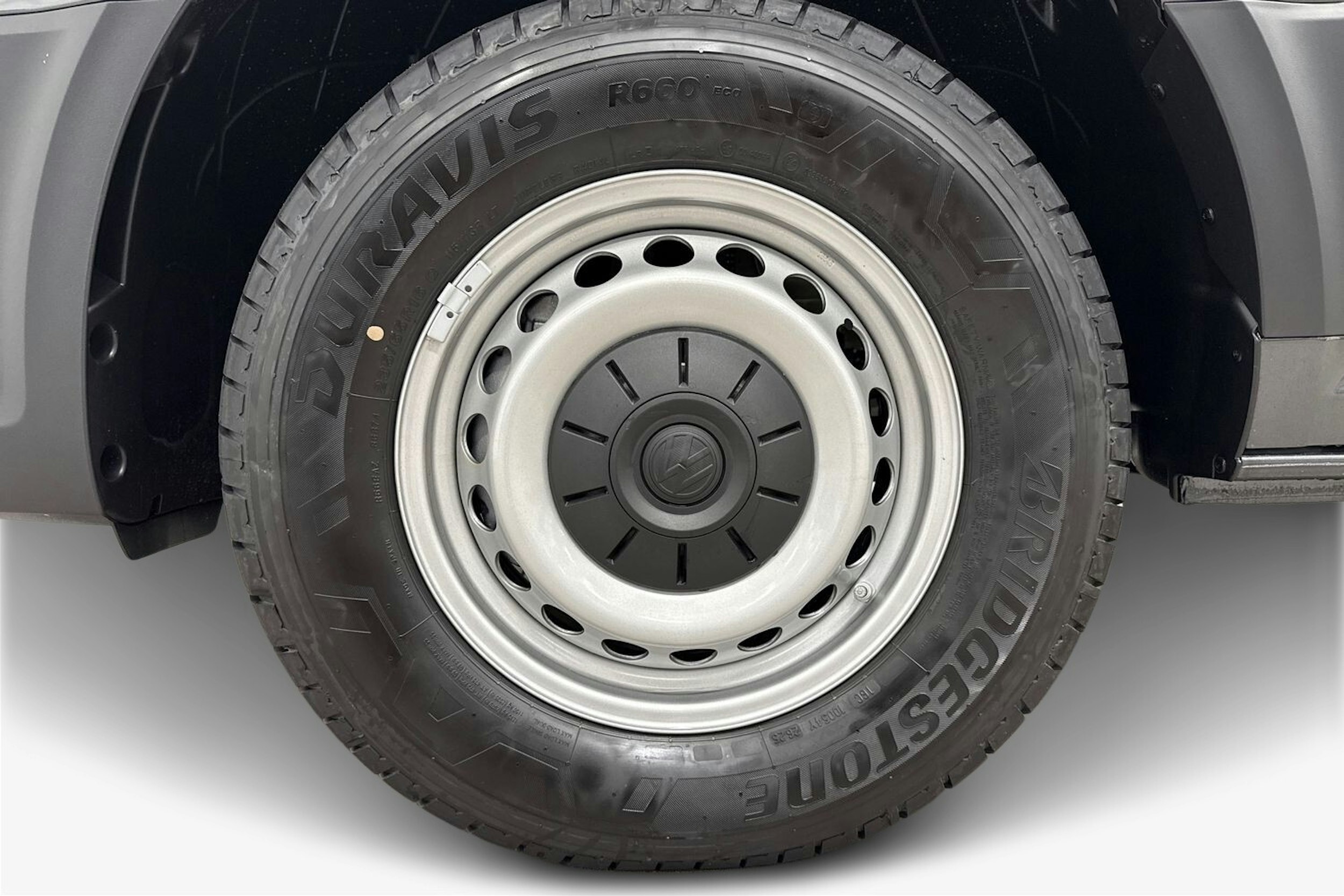 met. harmaa Volkswagen Crafter 2026 kuva 28.