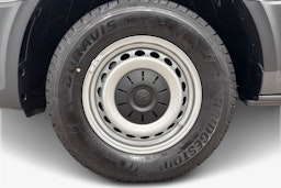 met. harmaa Volkswagen Crafter 2026 kuva 28.