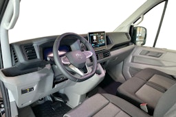 musta metalliväri Volkswagen Crafter 2026 kuva 8.