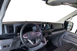 musta metalliväri Volkswagen Crafter 2026 kuva 9.