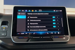 musta metalliväri Volkswagen Crafter 2026 kuva 15.