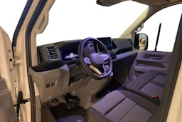 valkoinen Volkswagen Crafter 2026 kuva 8.