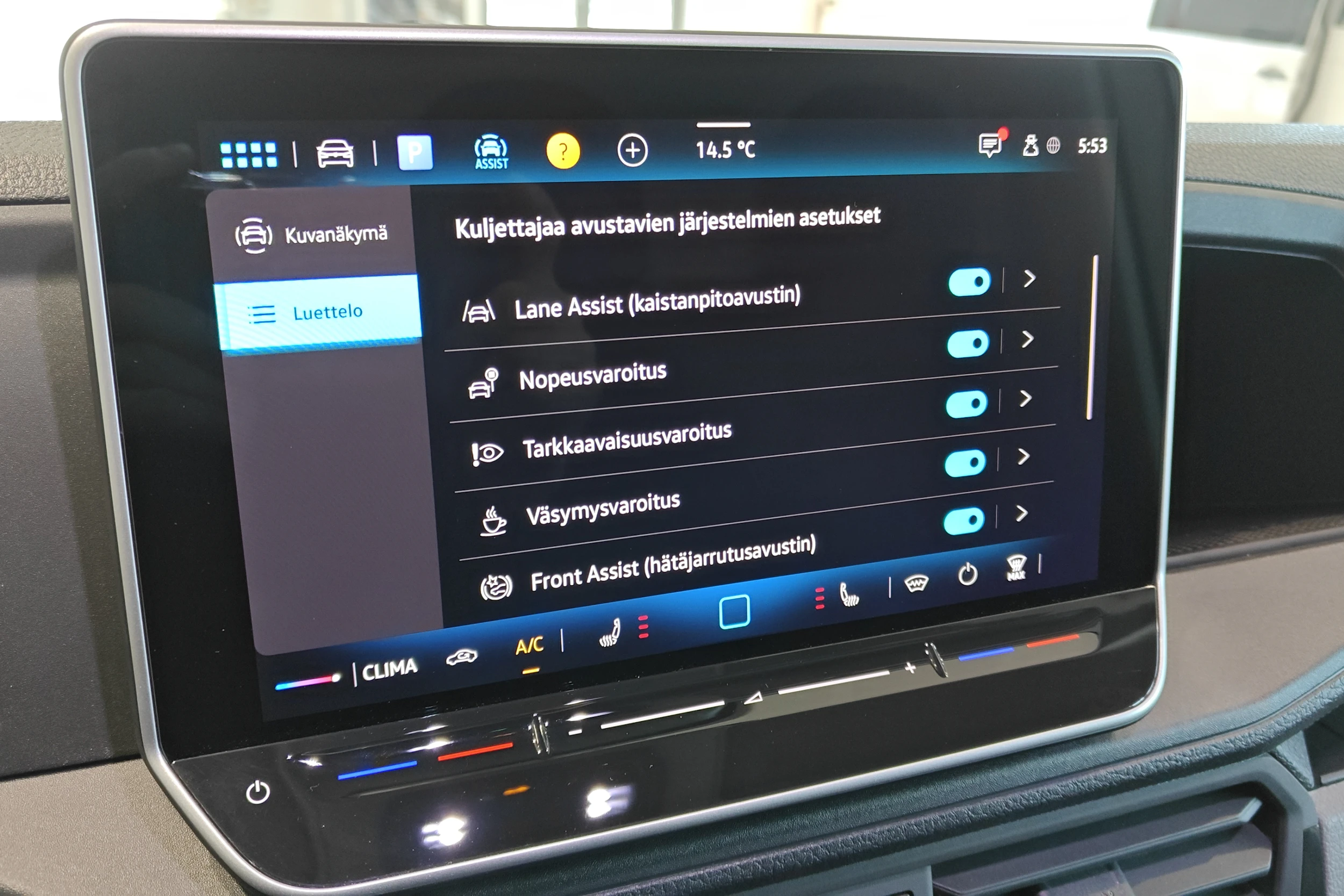 valkoinen Volkswagen Crafter 2026 kuva 16.