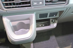 valkoinen Volkswagen Crafter 2026 kuva 18.