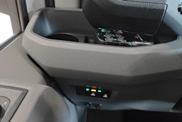 valkoinen Volkswagen Crafter 2026 kuva 13.