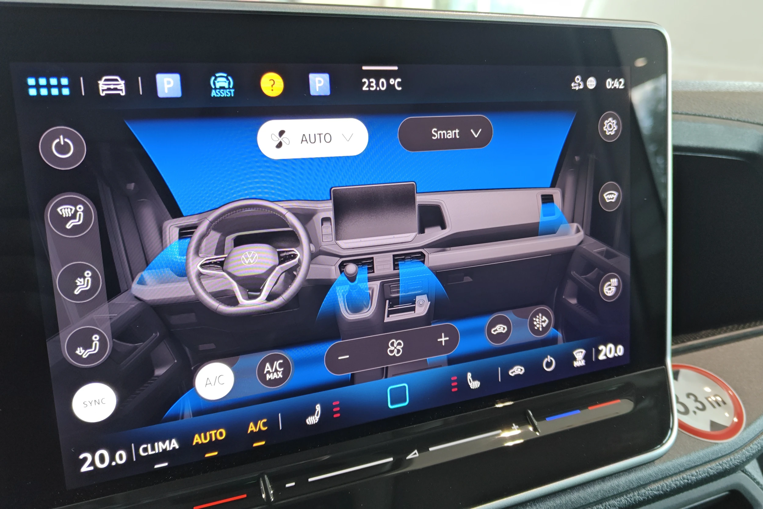 valkoinen Volkswagen Crafter 2026 kuva 18.