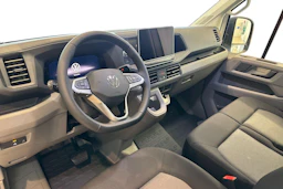 valkoinen Volkswagen Crafter 2026 kuva 8.