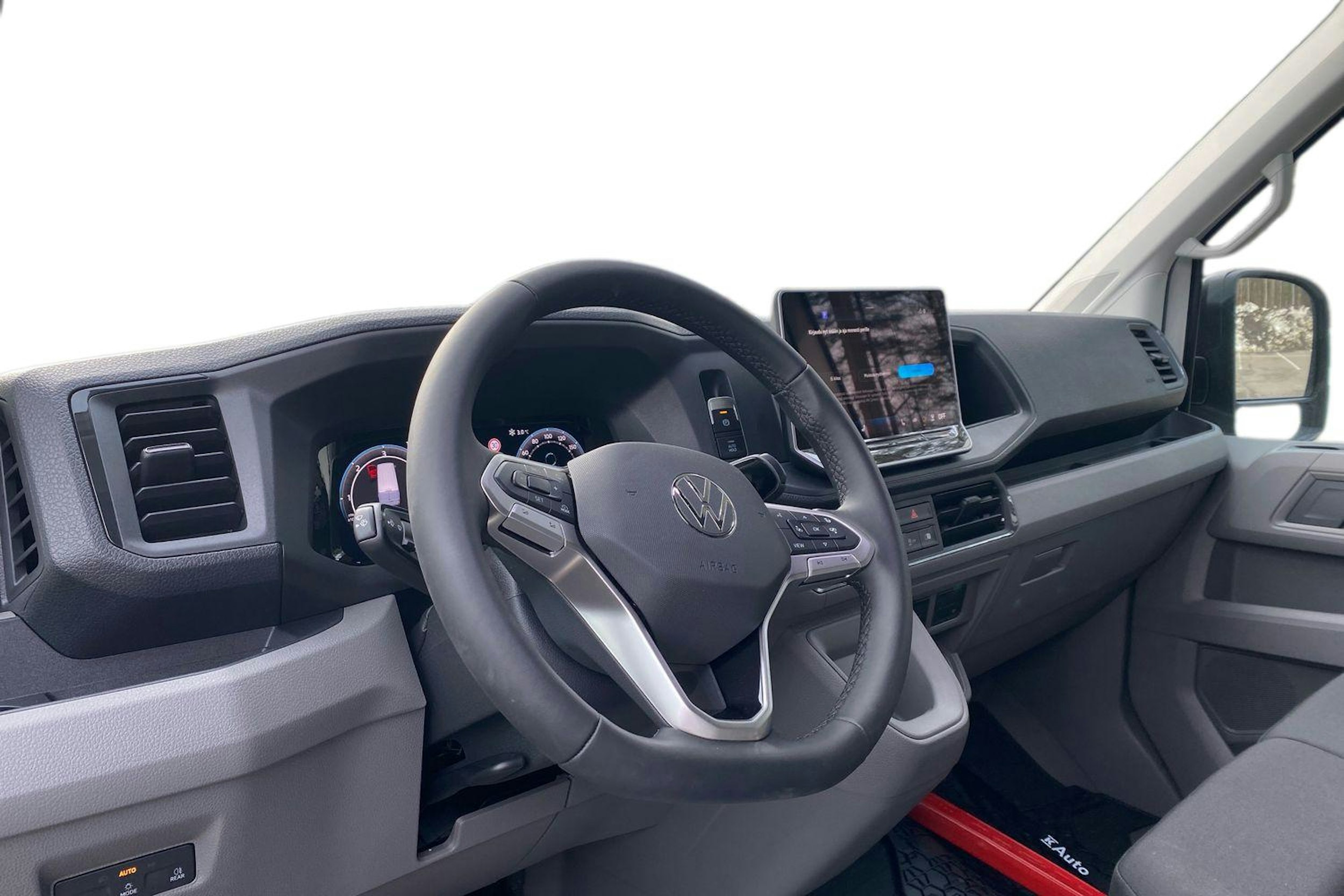 valkoinen Volkswagen Crafter 2026 kuva 8.