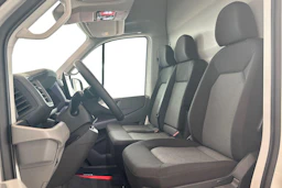 valkoinen Volkswagen Crafter 2026 kuva 11.