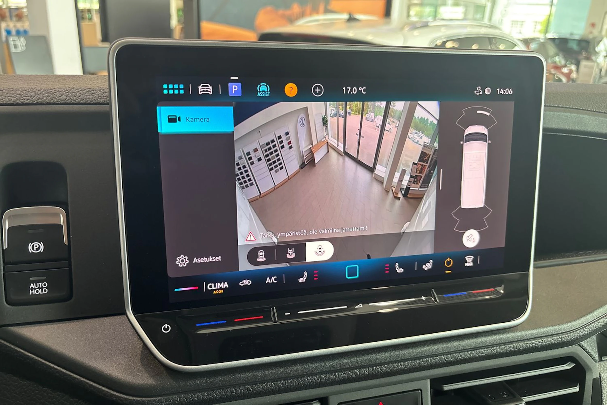 valkoinen Volkswagen Crafter 2026 kuva 24.