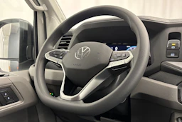 valkoinen Volkswagen Crafter 2026 kuva 13.